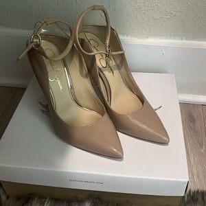 Jessica Simpson 7M Libbie